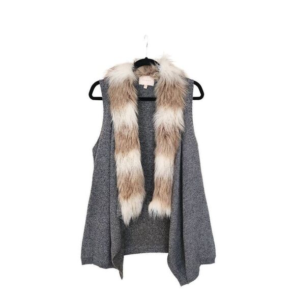 Skies Are Blue Jackets & Blazers - Skies Are Blue faux fur sweater vest grey size medium